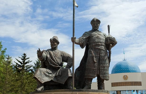 Monumento a Kerei e Janibek khans