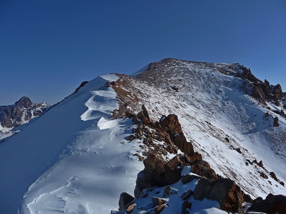 Пик Молодёжный (4147 м) at Almaty Berge - näher als sie scheinen, Kazakhstan