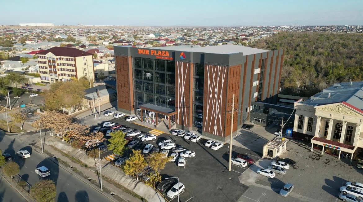 Dur Plaza