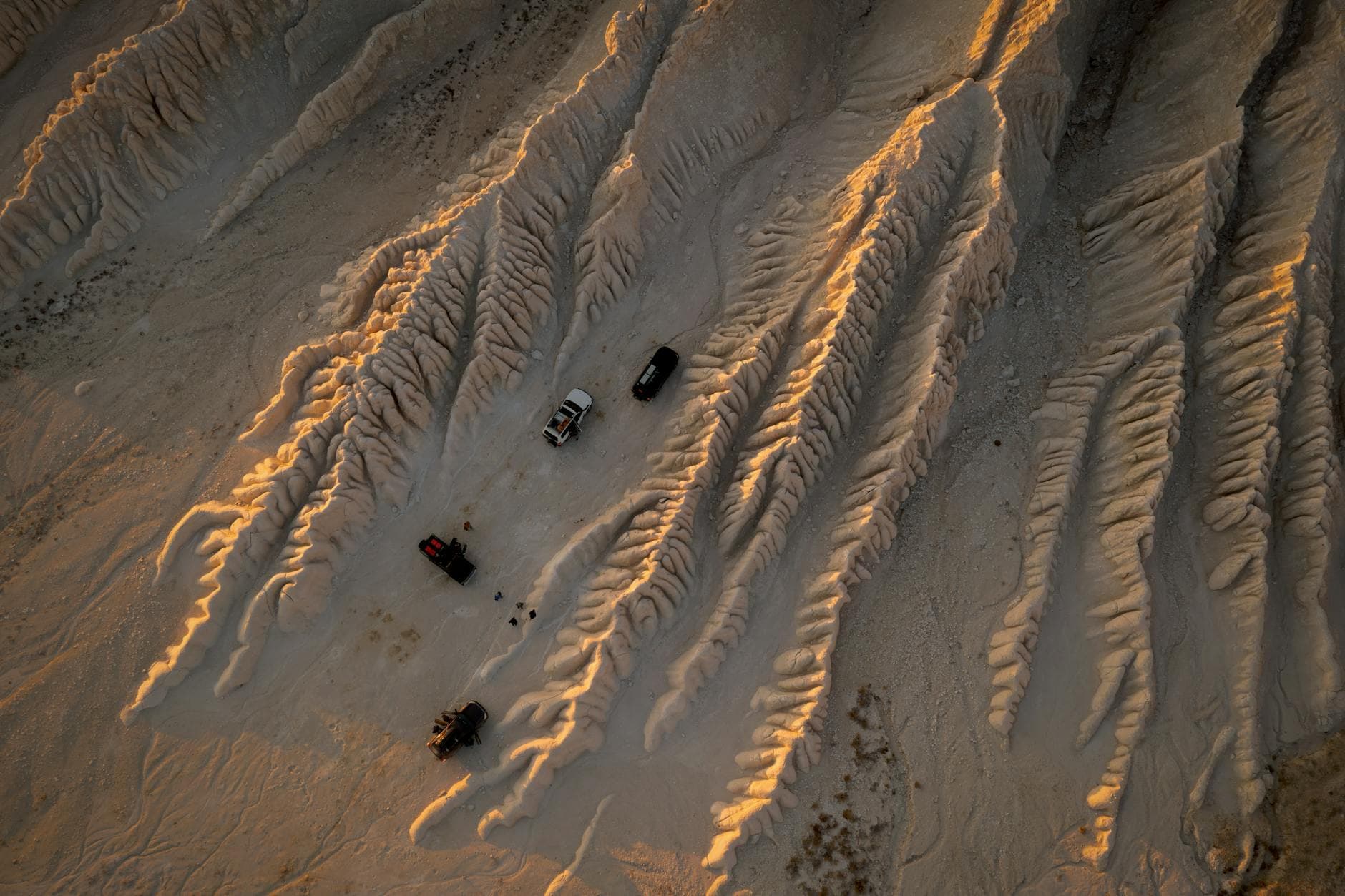 Mangystau Region Travel Guide: Desert Landscapes, Ustyurt Plateau & Caspian Coast